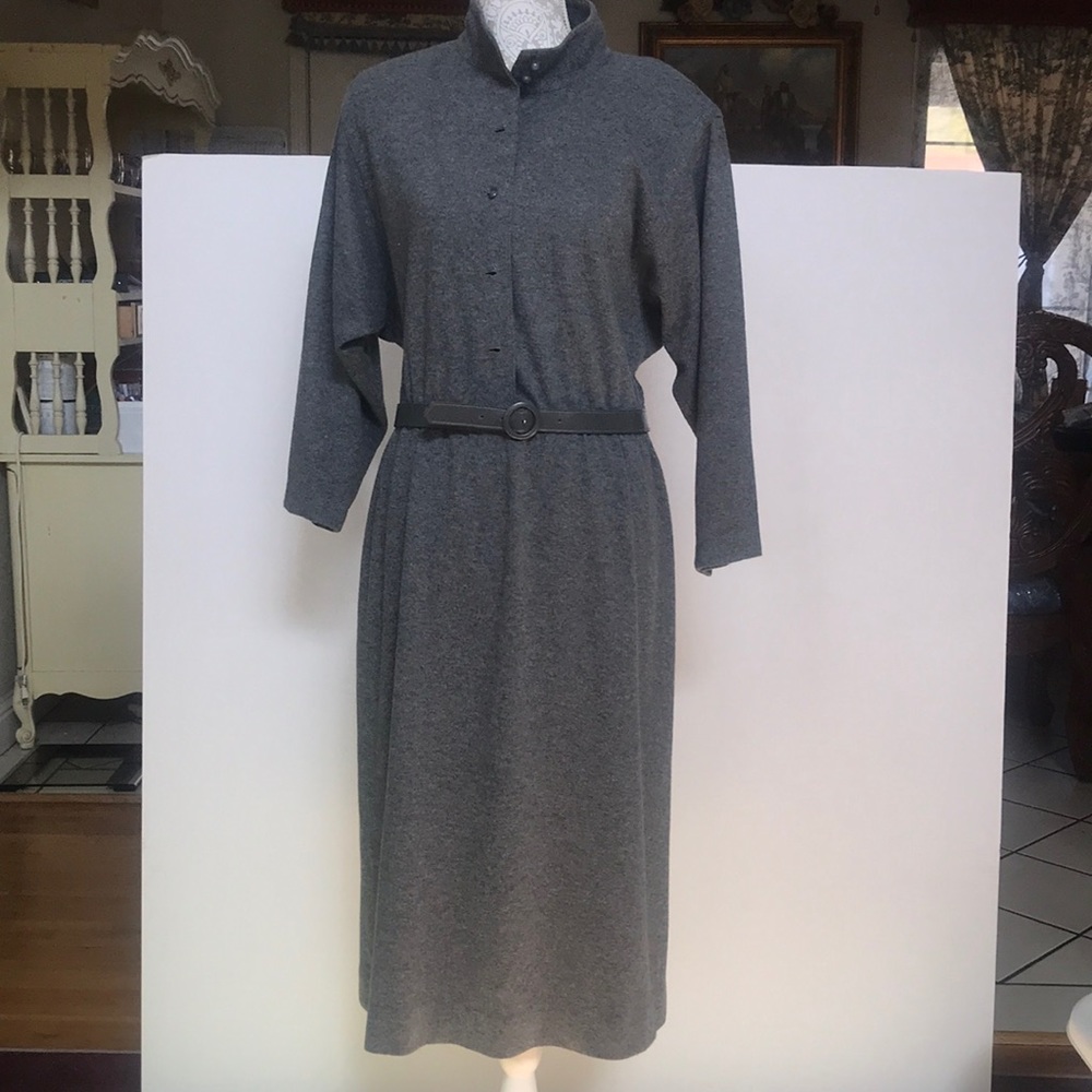 Derek Ryan’s dress